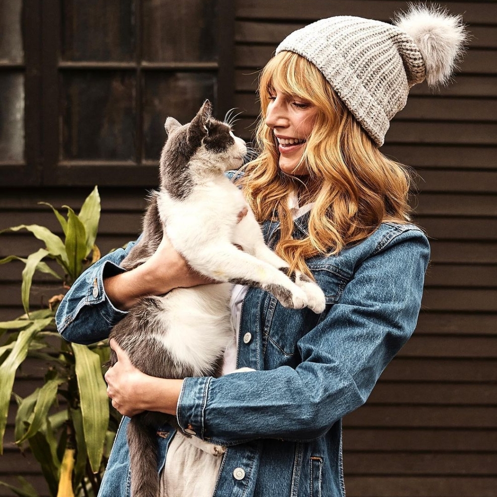 JULES KAE Pom Beanie